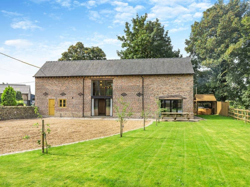 Exterior | Shepherds Barn, Whiteley Green, Macclesfield