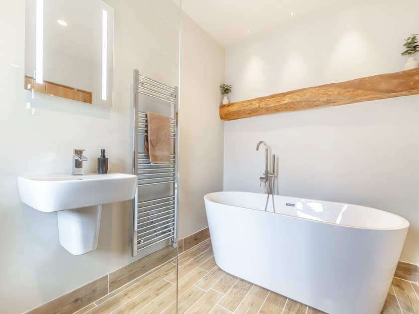 Bathroom | Shepherds Barn, Whiteley Green, Macclesfield
