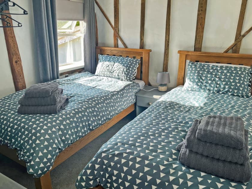 Twin bedroom | Meadowland, Wickham Skeith, near Eye