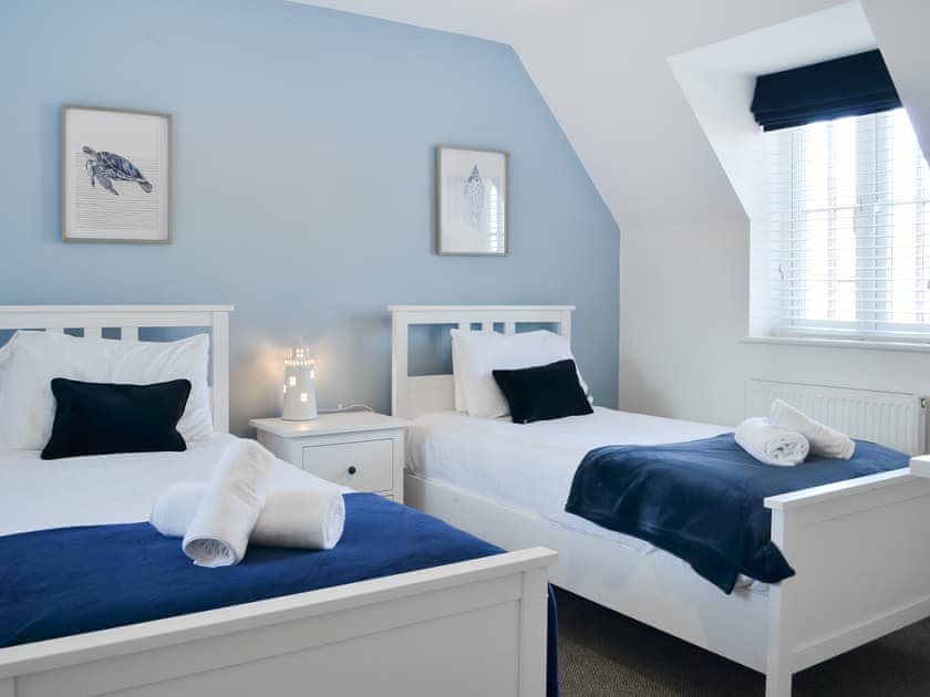 Twin bedroom | Captain’s Retreat, Filey