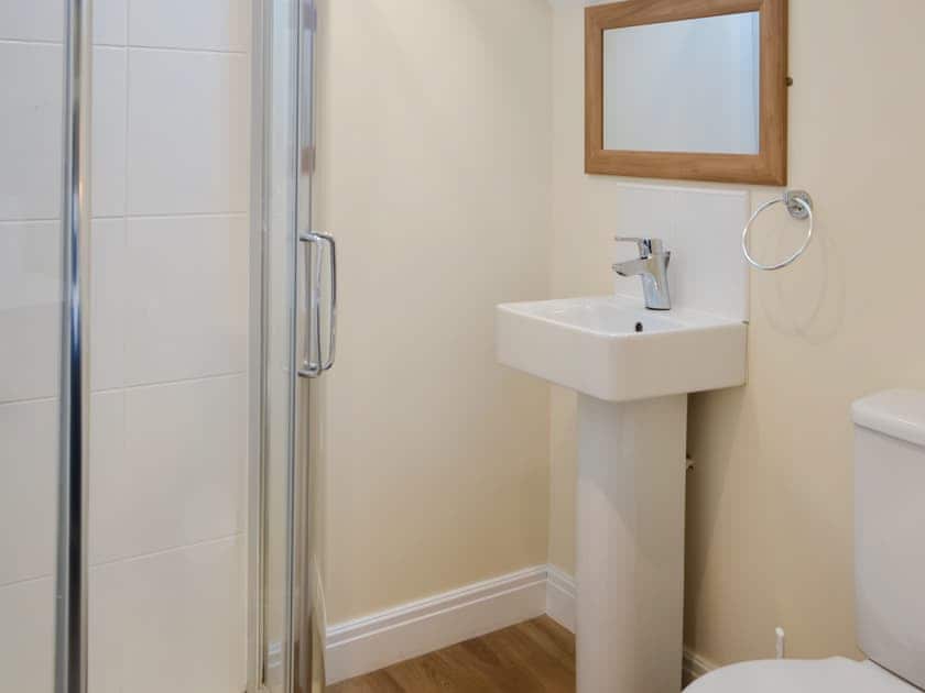 Bathroom | Captain’s Retreat, Filey