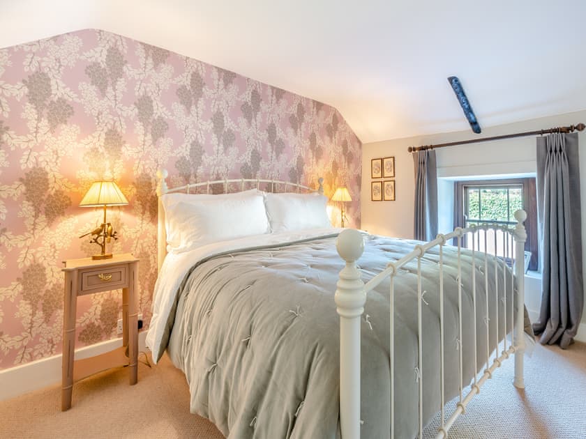 Double bedroom | Mill View Cottage, West Stour, nr Gillingham, Dorset