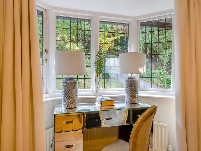 Interior | River View, Marlow