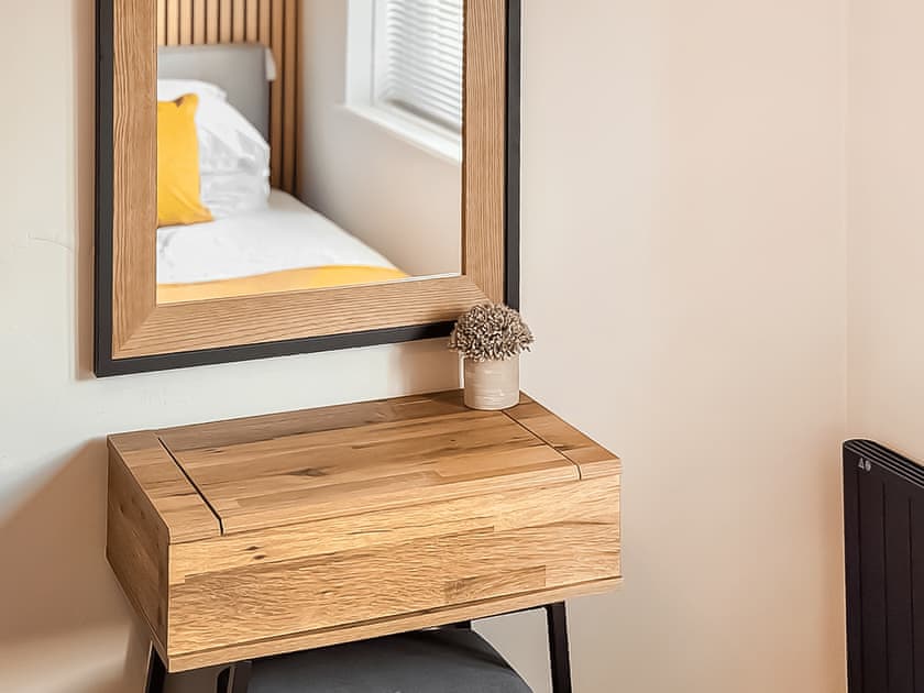 Twin bedroom | The Hydaway, Bowness-on-Windermere