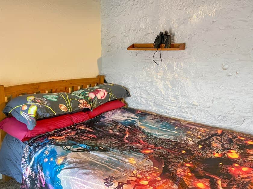 Double bedroom | Victoria, Montrose