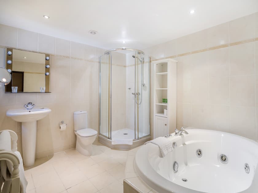 Bathroom | High Biggin, Windermere