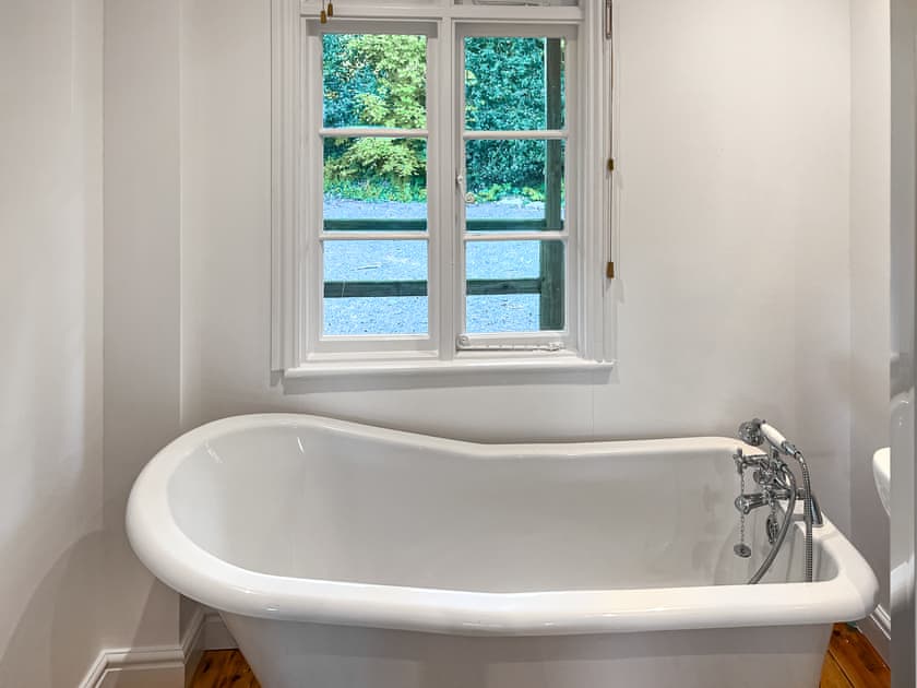 Bathroom | Church Park, Okehampton