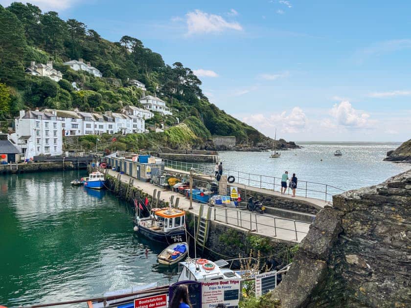 Surrounding area | Charlie Wilcox Cottage, Polperro