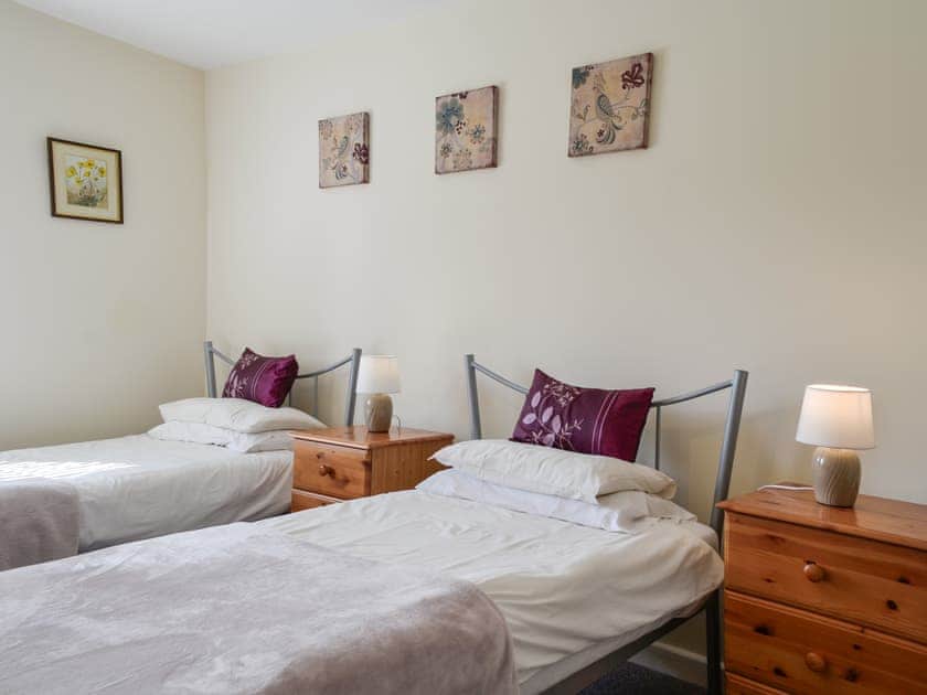 Twin bedroom | Aberfoyle Apartment 1 - Hazel - Loch Apartments, Aberfoyle