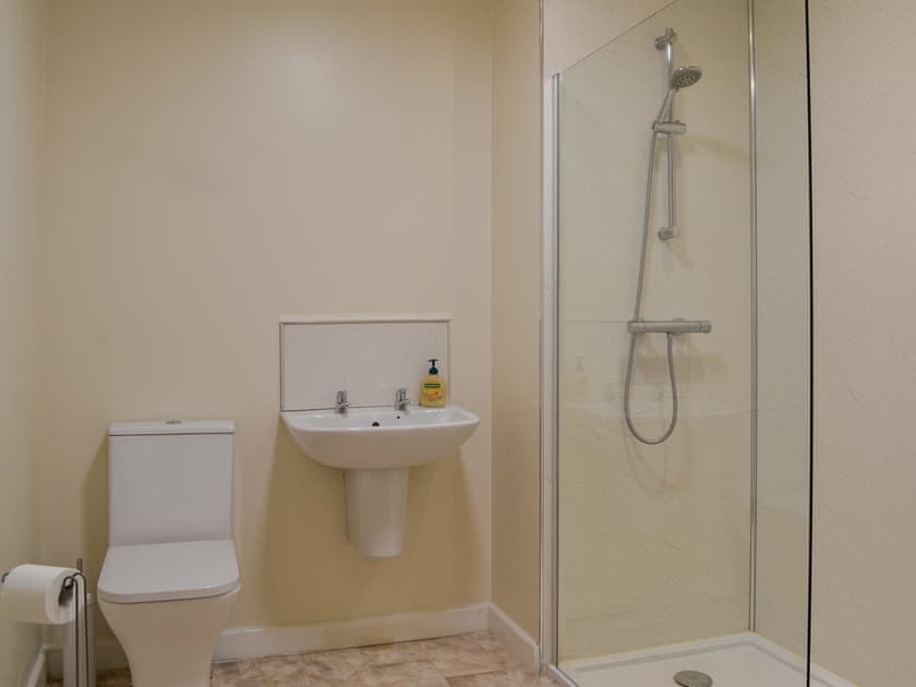 Bathroom | Aberfoyle Apartment 3 - Holly - Loch Apartments, Aberfoyle