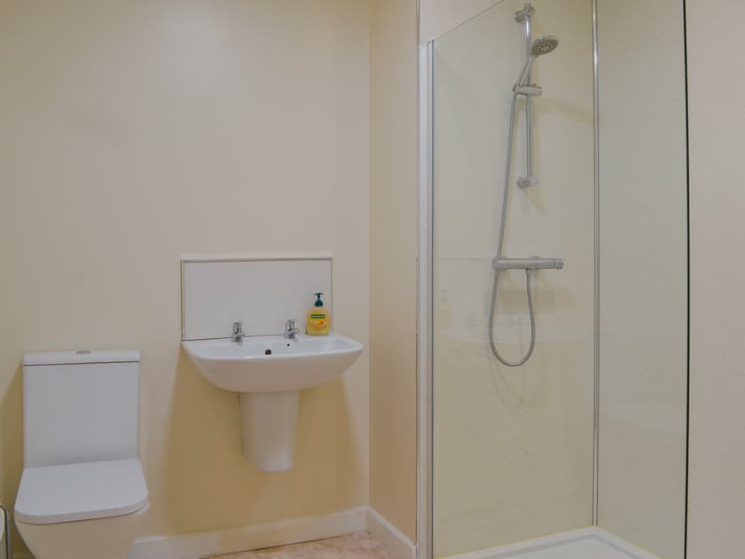 Bathroom | Aberfoyle Apartment 3 - Holly - Loch Apartments, Aberfoyle