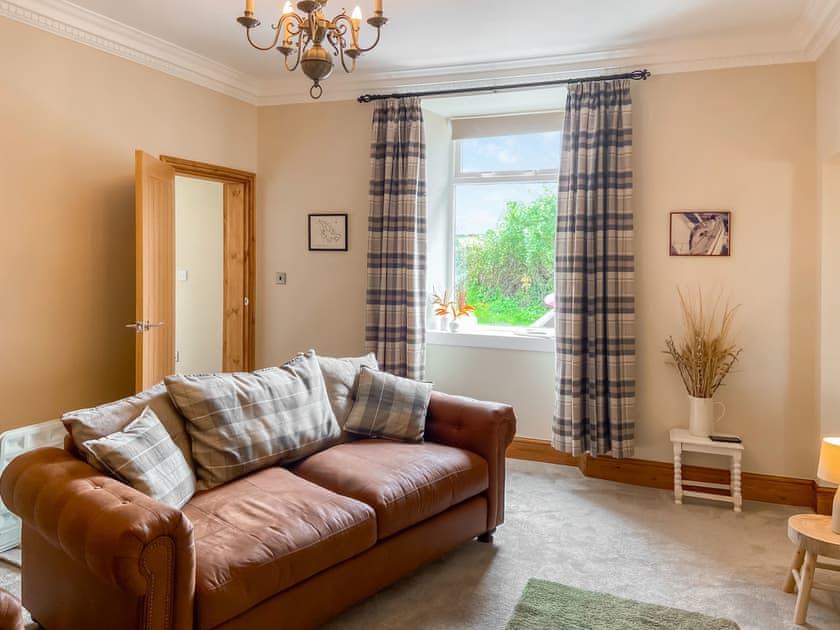 Living room | Inveravon Cottage, Polmont, Linlithgow