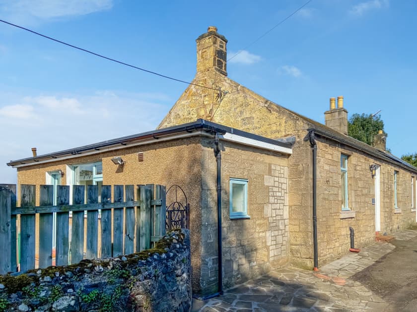 Exterior | Inveravon Cottage, Polmont, Linlithgow