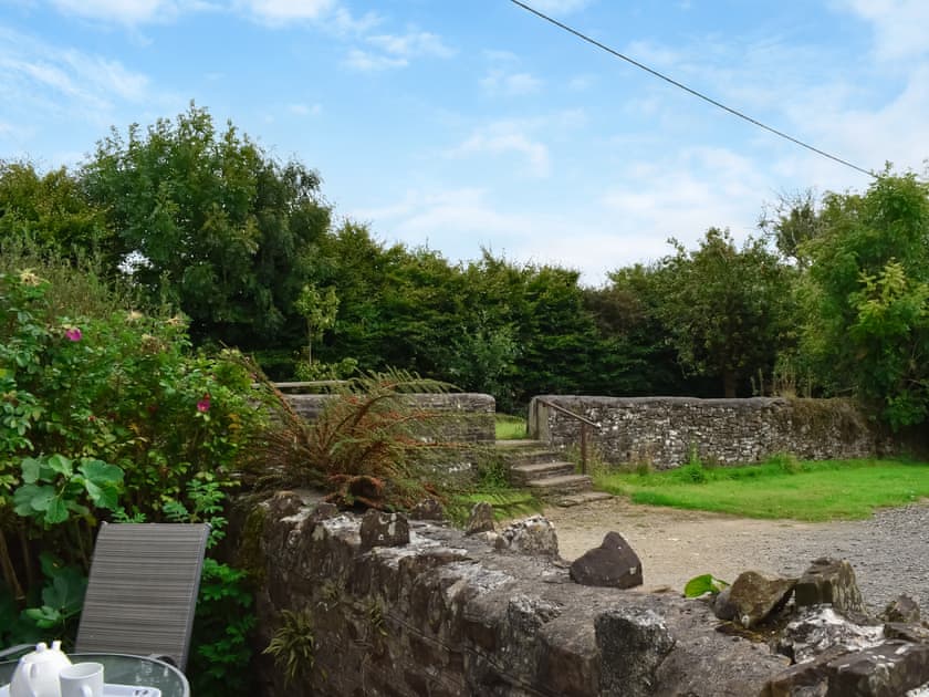 Sitting room | Horseshoe Cottage - Bennacott Farm Cottages, Launceston