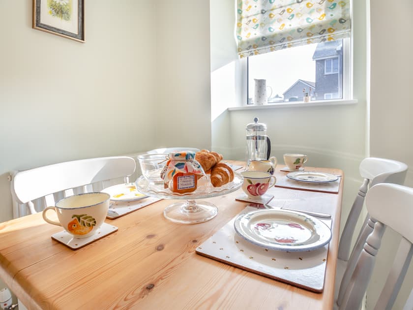 Dining Area | Tyn Giat Cottage, Amlwch and North Anglesey Heritage Coast
