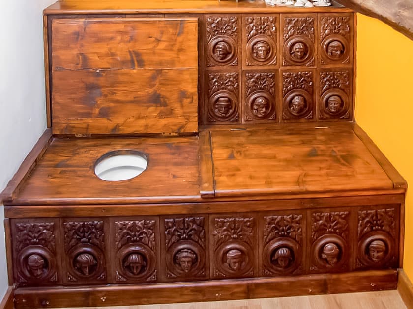 Bathroom | The Auction House, Criccieth