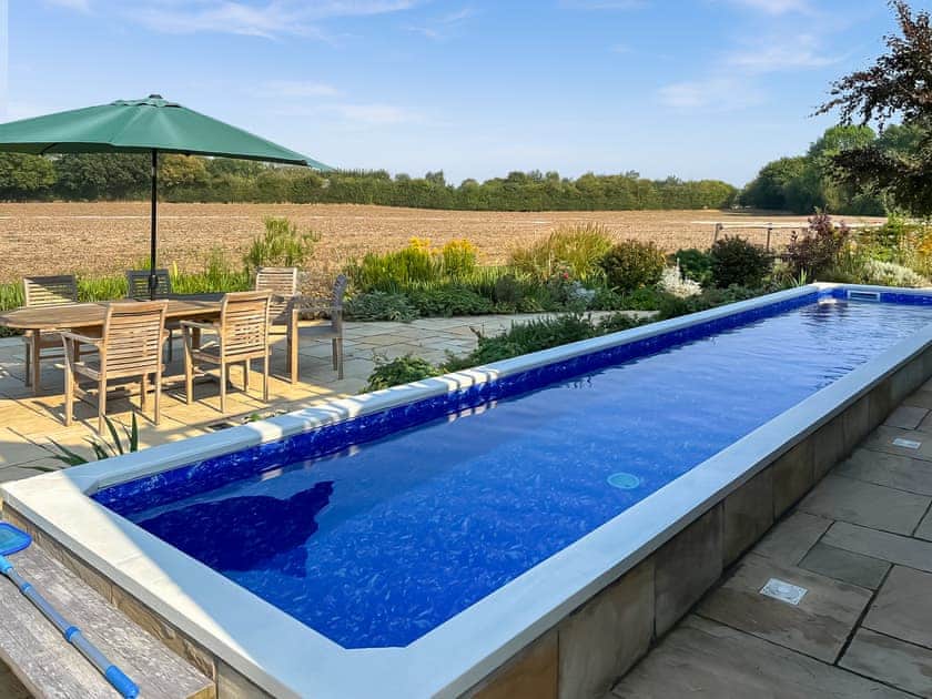 Swimming pool | Country Escape at The Granary - Winter Cottages, Easthorpe, near Colchester