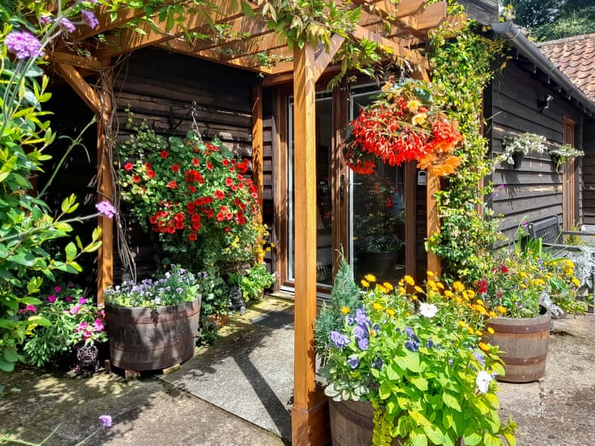 Exterior | The Harwell, Sudbury