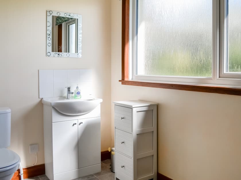 Bathroom | Crumquhill Bungalow, Ringford, near Castle Douglas