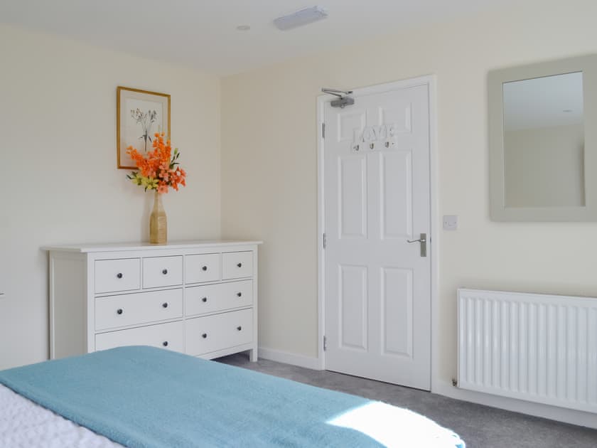 Double bedroom | Aberfoyle Apartment 4 - Oak - Loch Apartments, Aberfoyle