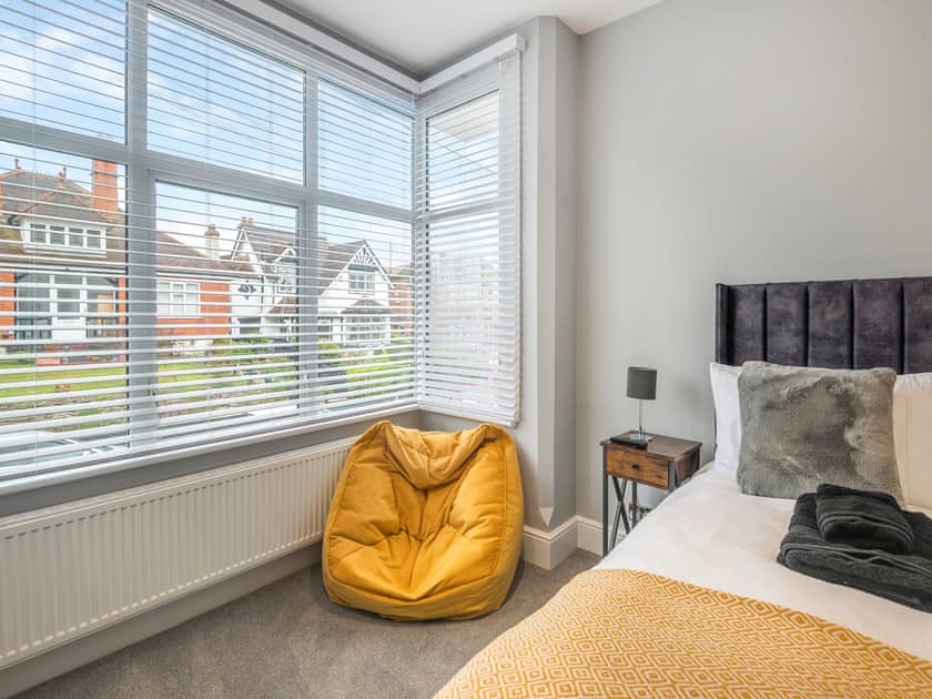 Double bedroom | Sea Breeze House, Skegness