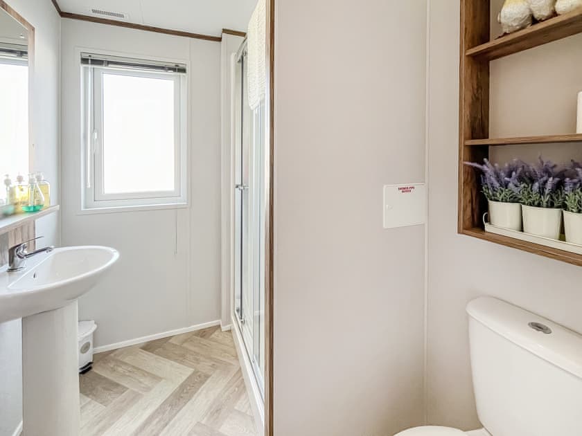 Bathroom | Bud’s Bay, Southerness