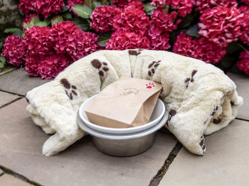 Dog friendly | Oak Cottage, Harwood Dale, near Scarborough