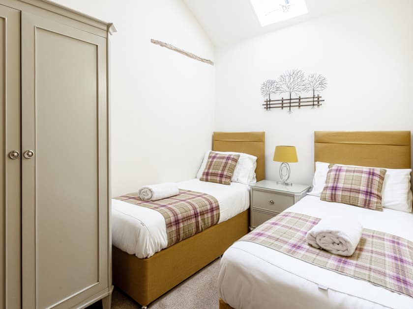 Bedroom with twin single beds | Mulberry Cottage, Harwood Dale, near Scarborough