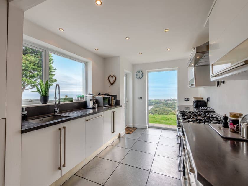 Kitchen | Eagles Nest, Capel-le-Ferne