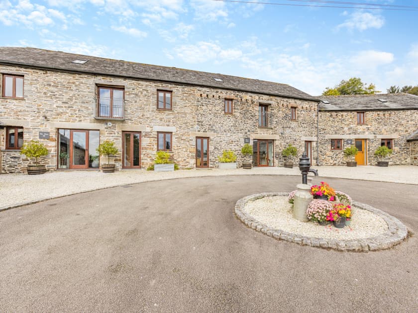 Exterior | Higher Churchtown Farm - The Place 2 B - Higher Churchtown Farm Barns, Tresmeer, near Launceston