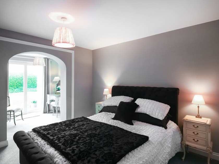 Double bedroom | Mill Cottage, Aberdyfi