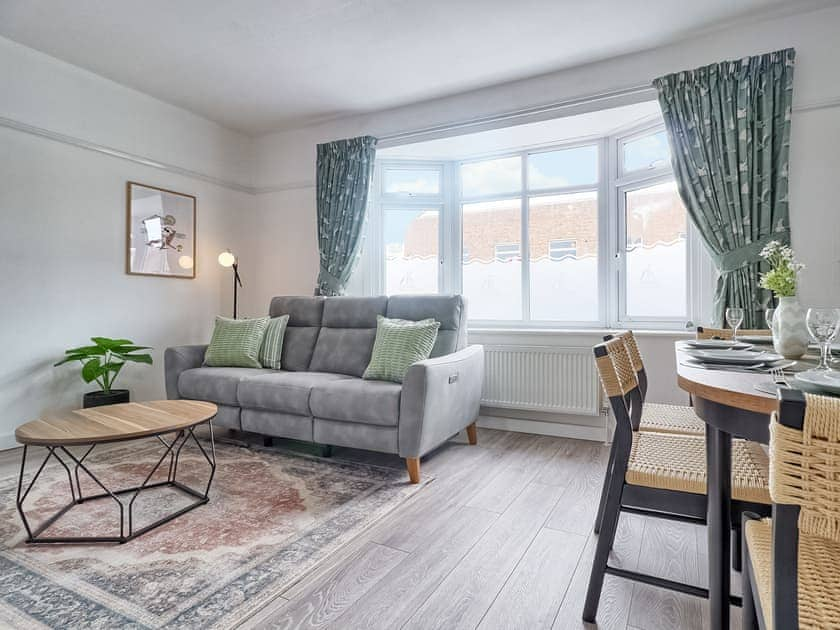 Living room/dining room | High View House, Walton on the Naze