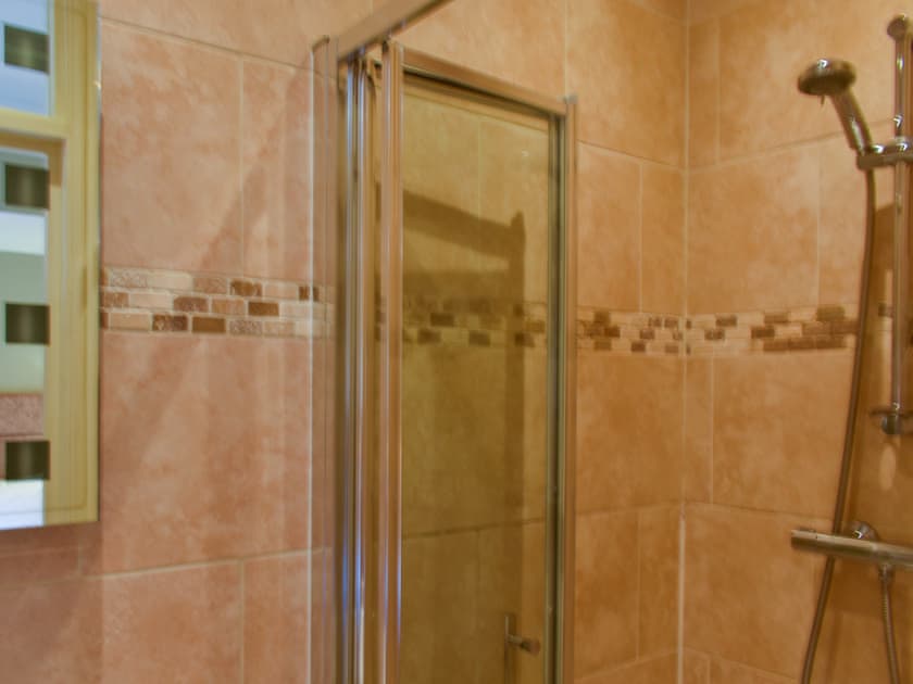 Bathroom | Eldeston holidays - Flat 5E - Edleston House, Aberystwyth