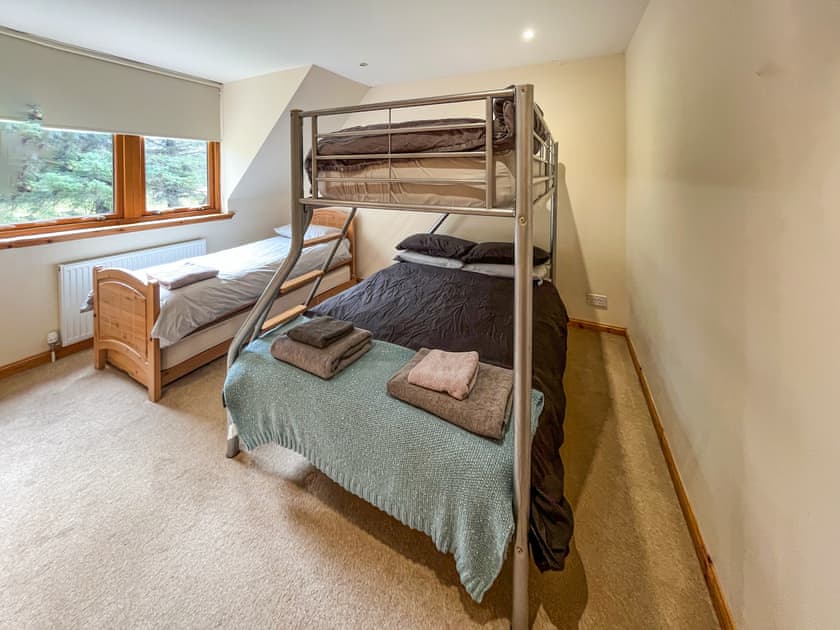 Bunk bedroom | River View, Dalwhinnie
