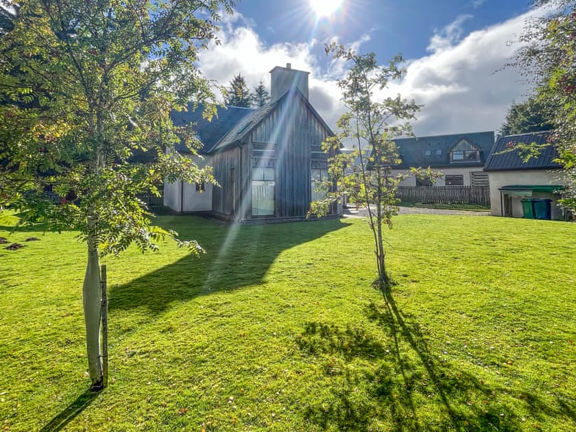 Exterior | River View, Dalwhinnie