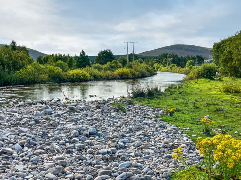 Surrounding area | River View, Dalwhinnie