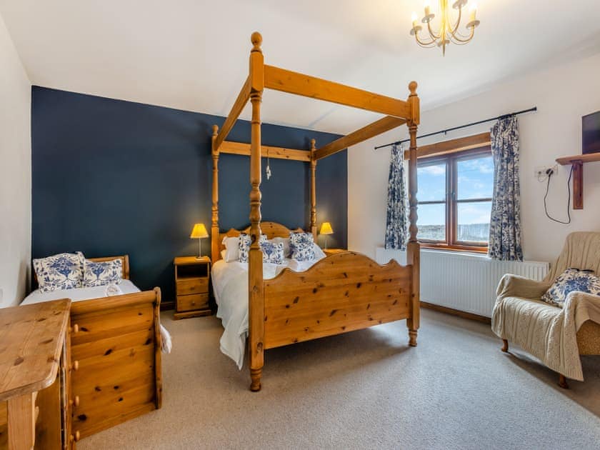 Four Poster bedroom | Atlantic House - Smuggler’s Retreat and Atlantic House, Hartland Point