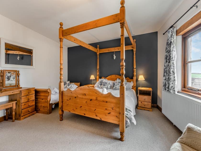 Four Poster bedroom | Atlantic House - Smuggler’s Retreat and Atlantic House, Hartland Point