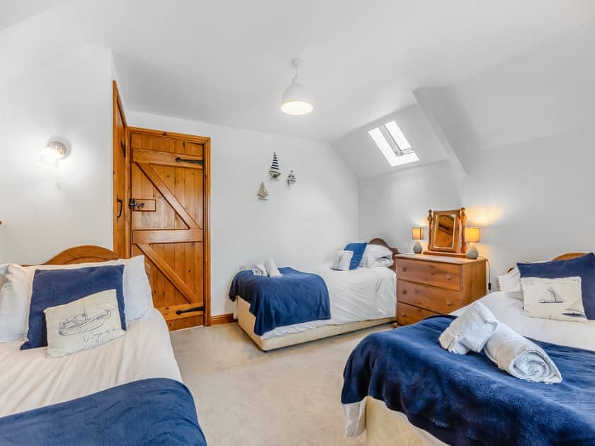 Triple bedroom | Atlantic House - Smuggler’s Retreat and Atlantic House, Hartland Point