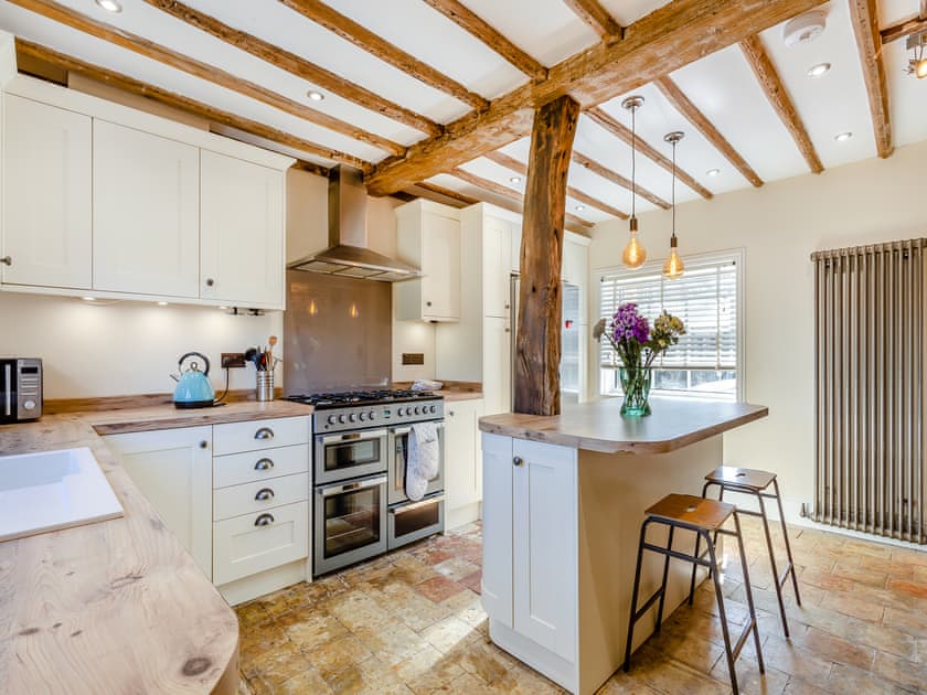 Kitchen | Cathedral View Farmhouse, Ely