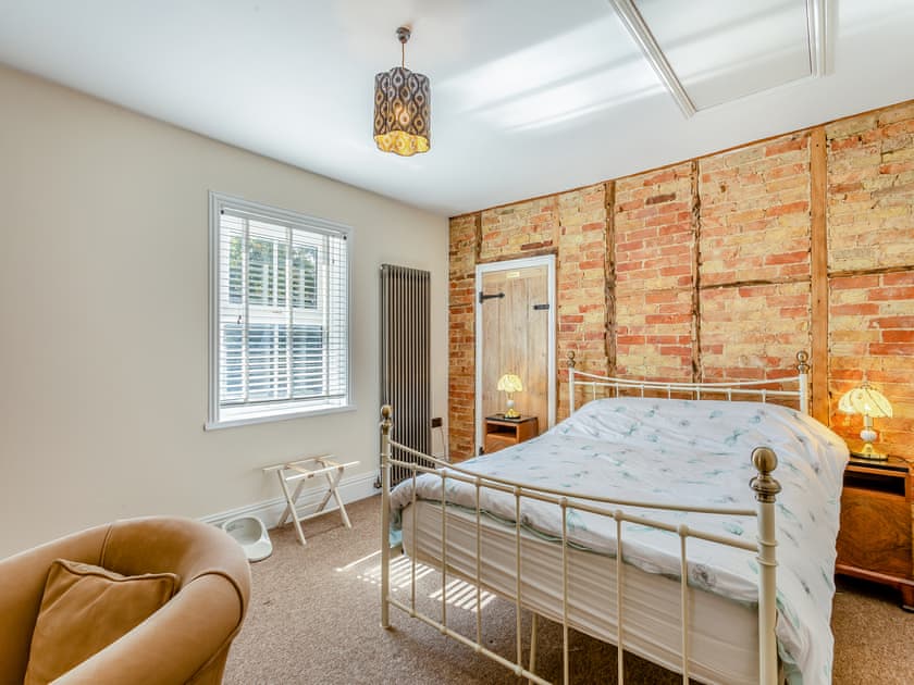 Double bedroom | Cathedral View Farmhouse, Ely