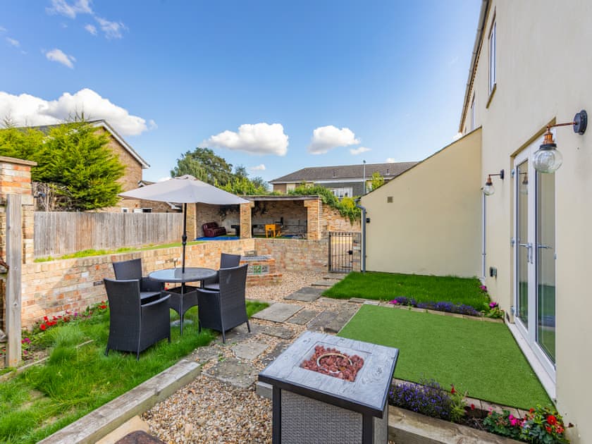 Outdoor area | Cathedral View Farmhouse, Ely
