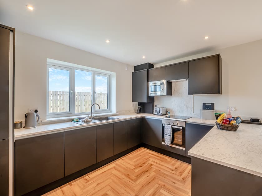 Kitchen | The Caddy’s Lodge - The Drive Cottages, Bamburgh