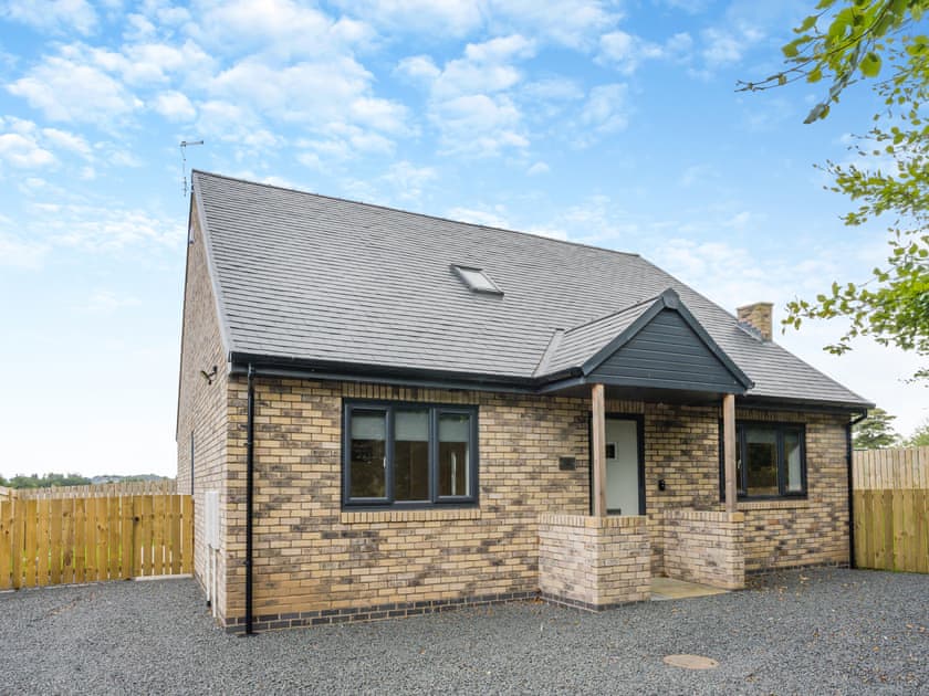 Exterior | The Caddy’s Lodge - The Drive Cottages, Bamburgh