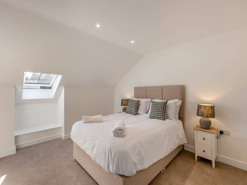 Double bedroom | No 6 - Doncaster - Tedsmore Hall Estate Properties, Oswestry
