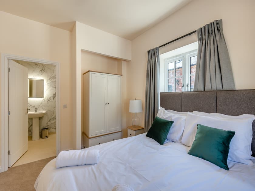 Double bedroom | No 5 - Ascot - Tedsmore Hall Estate Properties - Tedsmore Hall Estate Properties, Oswestry