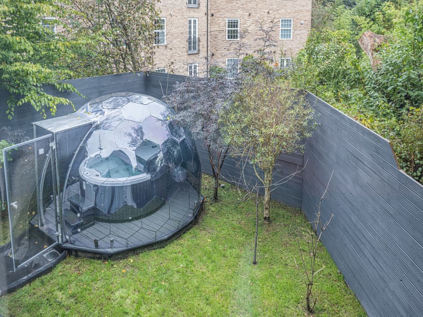Jacuzzi | Manchester’s Hidden Gem, Timperley, Greater Manchester
