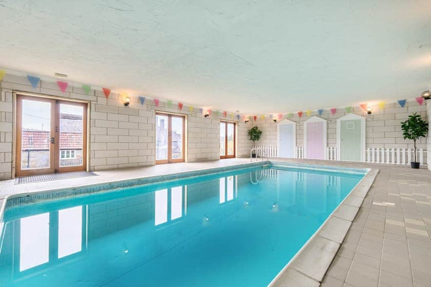  Indoor heated swimming pool  | Park Farmhouse, Chideock, near Bridport