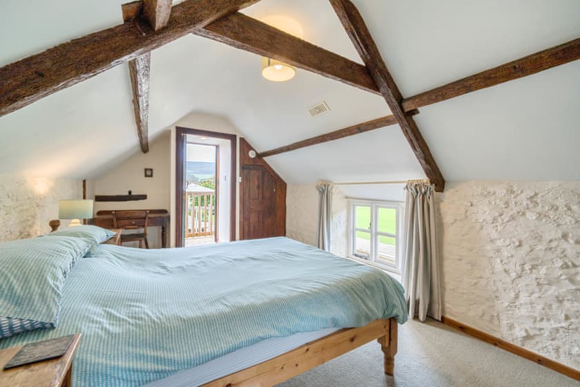 Bedroom 9 The Creamery Annexe First Floor Double bed with ensuite | Park Farmhouse, Chideock, near Bridport