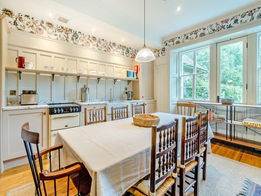 Kitchen/diner | Baillies Cottage - Croiscrag Lodge, Rannoch, near Pitlochry